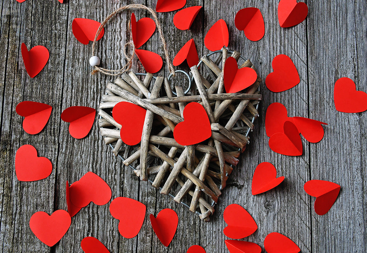 shop-your-favorite-toile-de-fond-en-bois-coeur-rouge-saint-valentin-pour-la-photographie-fashion_0.jpg