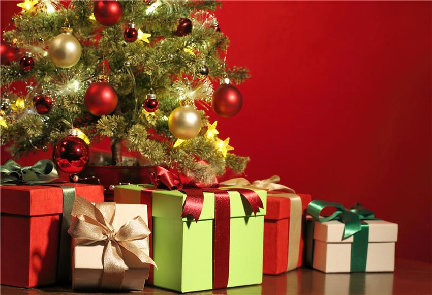 we-are-the-best-place-to-shop-toile-de-fond-darbre-de-noel-lumineux-bourgogne-fashion_0.jpg