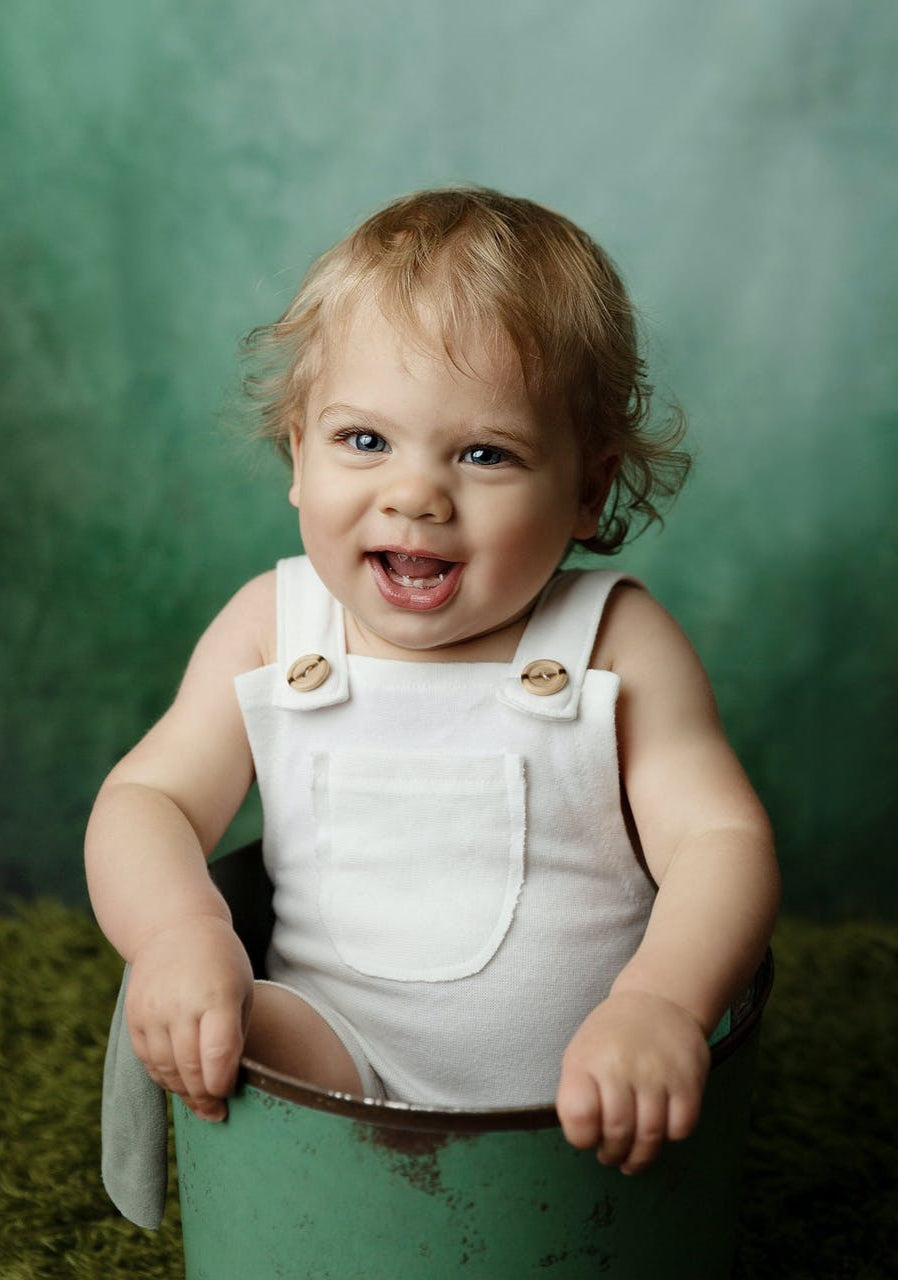 shop-the-official-online-store-of-toile-de-fond-de-photographie-de-portrait-abstrait-vert-retro-online-now_0.jpg